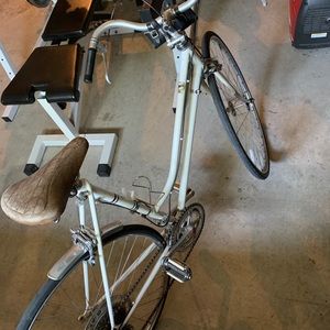 I’m a selling a vintage contour for cheap